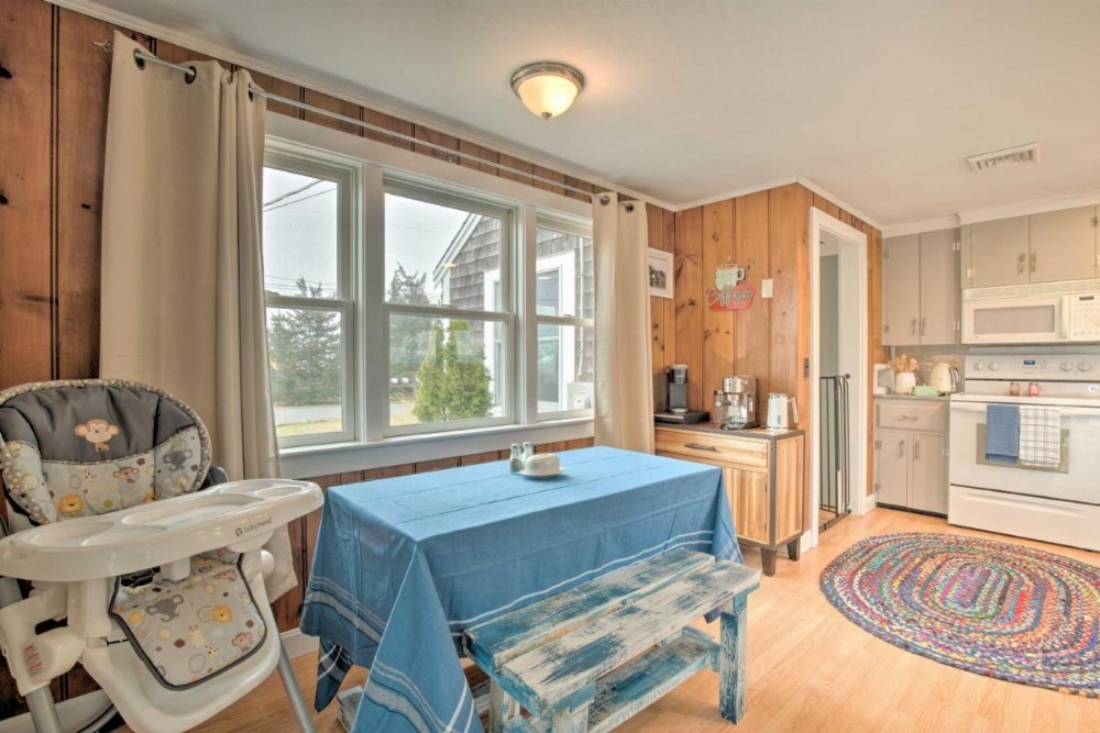 Waterfront Cape Cod Home with Sunroom and Fire Pit Image 8